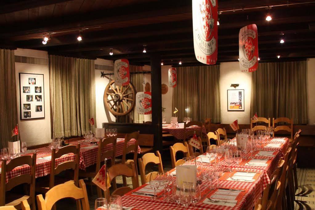호텔 크로네 Attinghausen 외부 사진